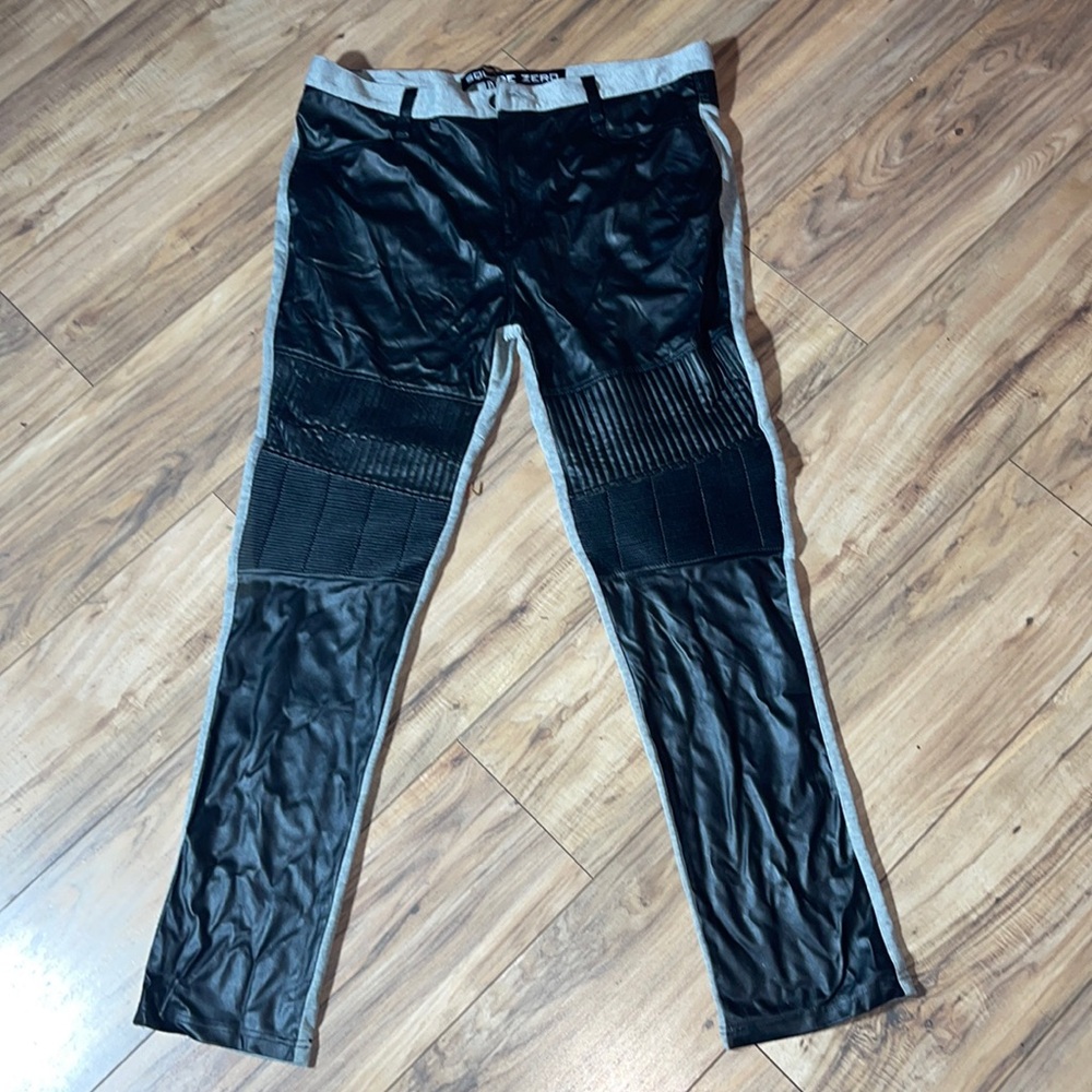 square zero mens sweat pants with front pleather